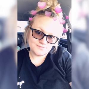 Meet your Posher, Ashley